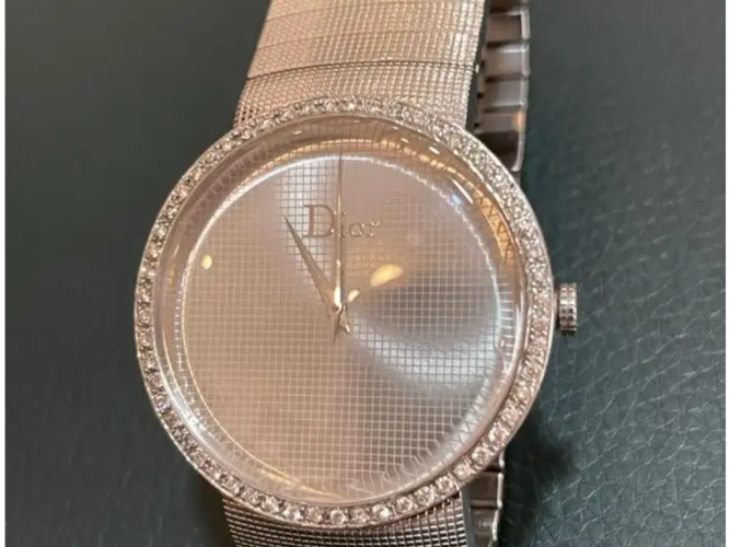  ساعة Dior الماس رجالي
